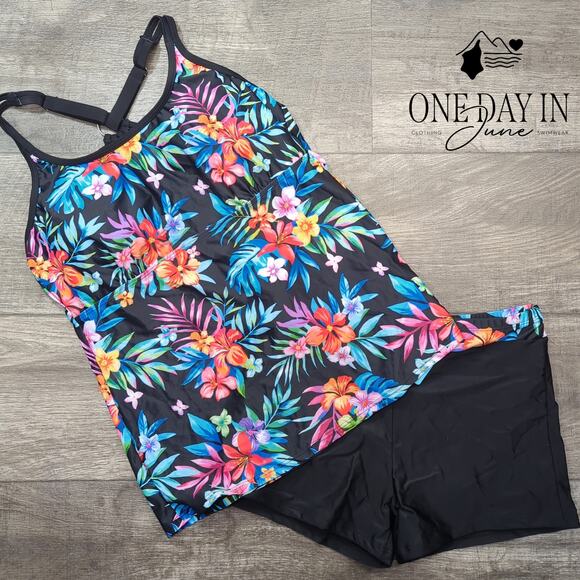 Yonique Strappy Back Boyshort Tankini Swimsuit Size M - Picture 2 of 5